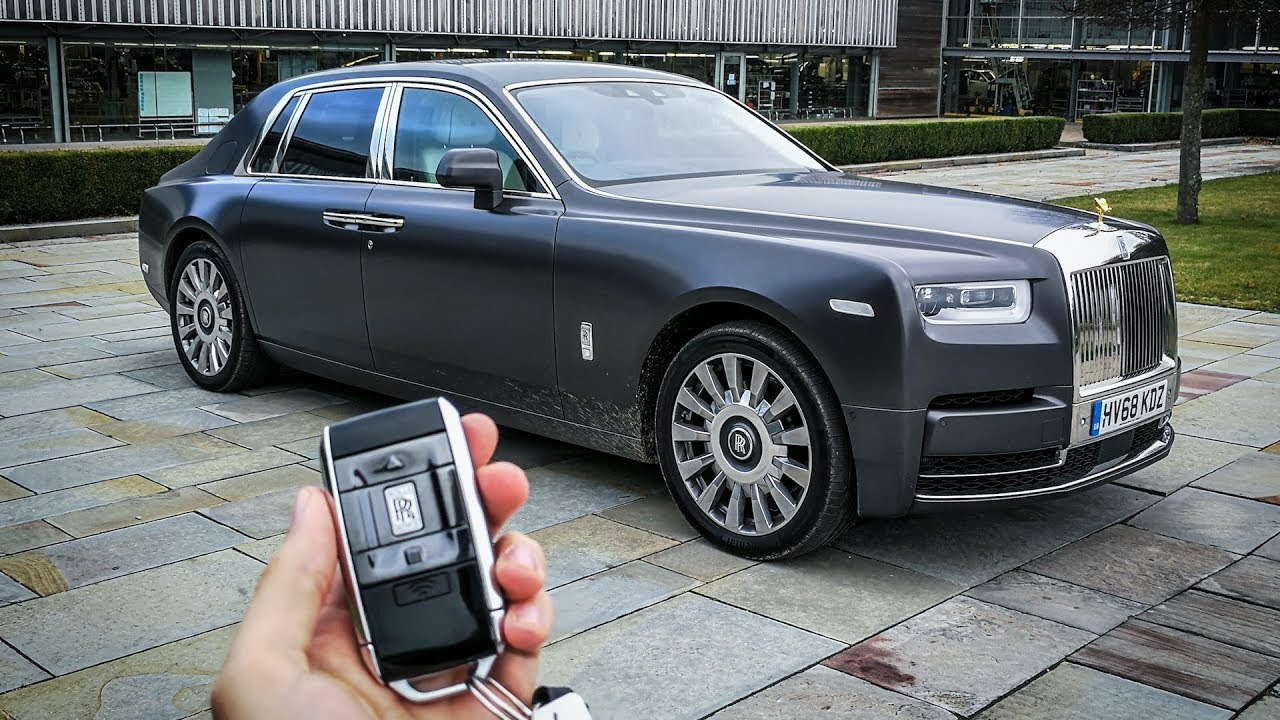 465.000&euro; Rolls Royce Phantom Driven: The ULTIMATE Luxury Extravaganza! [Sub ENG]