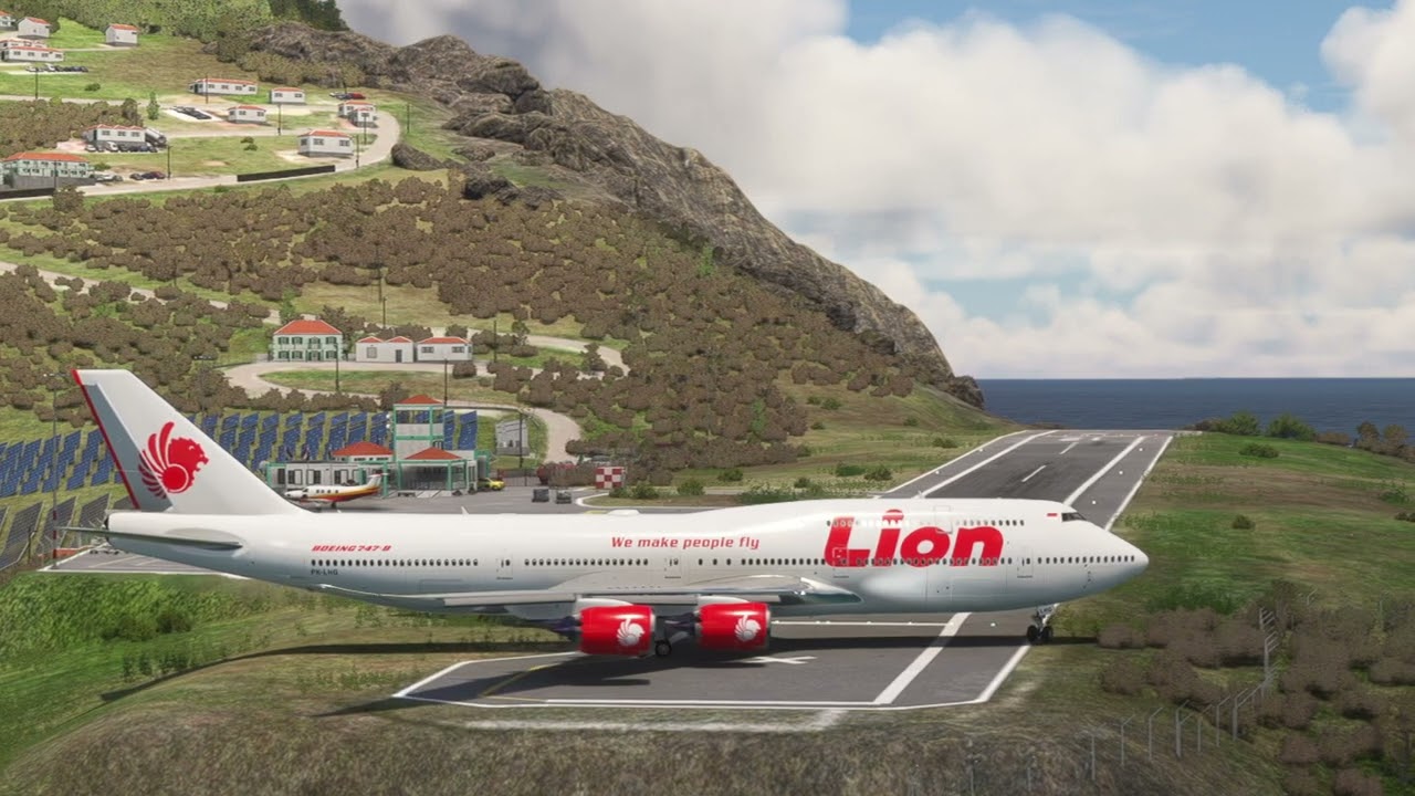 The Great Pilots Boeing 747 LION AIR Takeoff From Short Runway