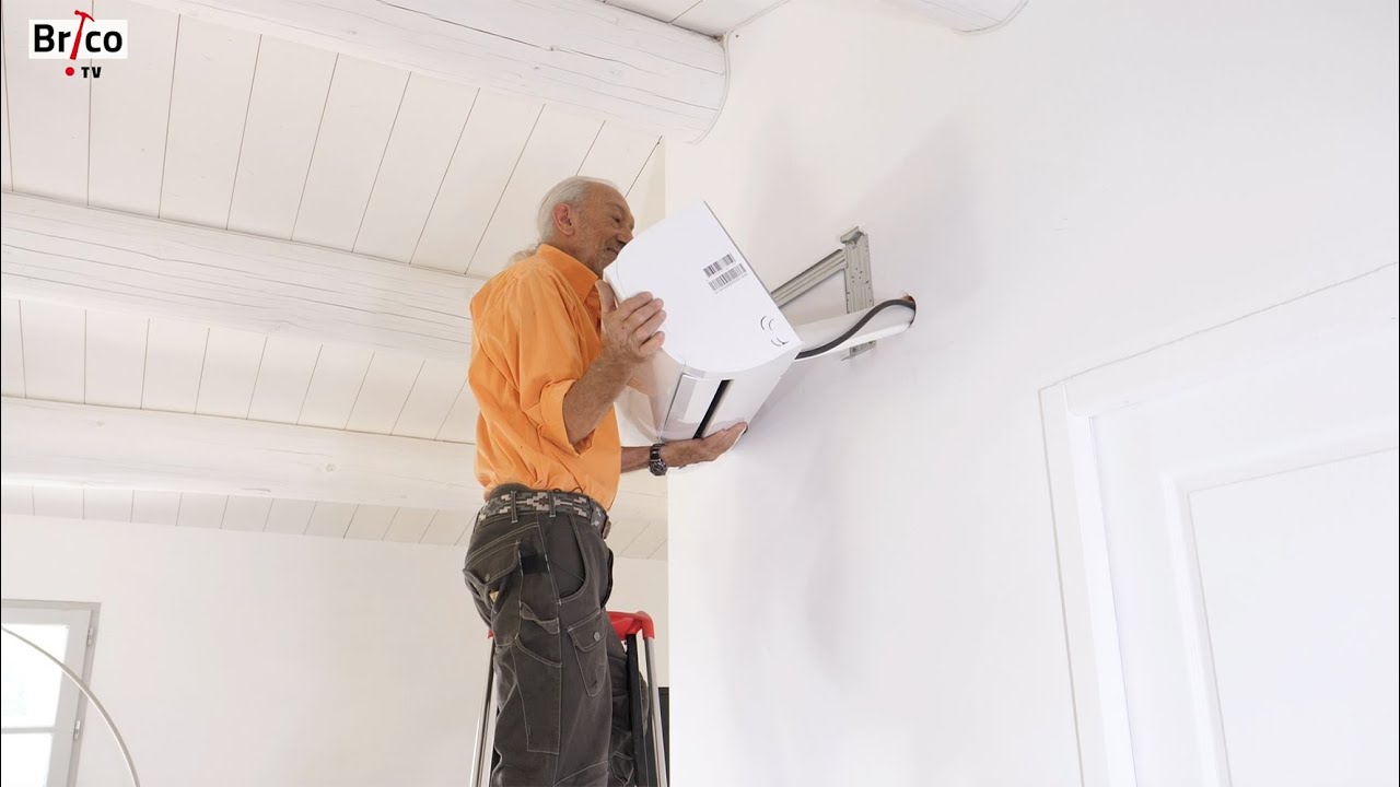 Poser un climatiseur réversible  - Tuto bricolage avec Robert