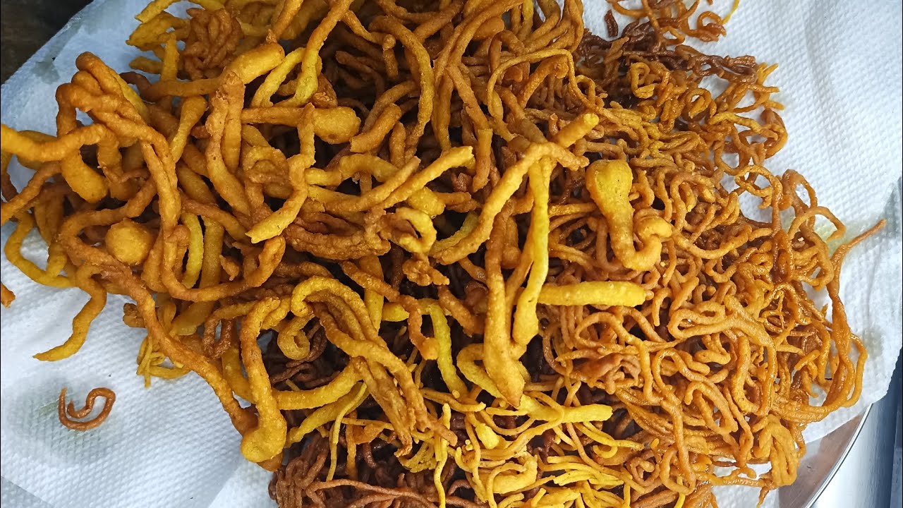 नमकीन स्वादिष्ट सेऊ #cooking 