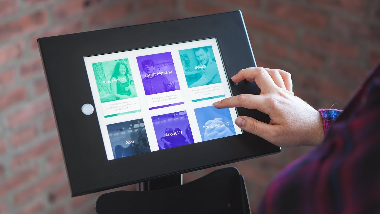 The Next Steps Kiosk: How To Drive More Next Steps At Church | Pro Church Daily Ep. #062