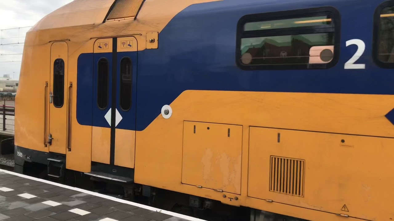 Treinen op Station Oss