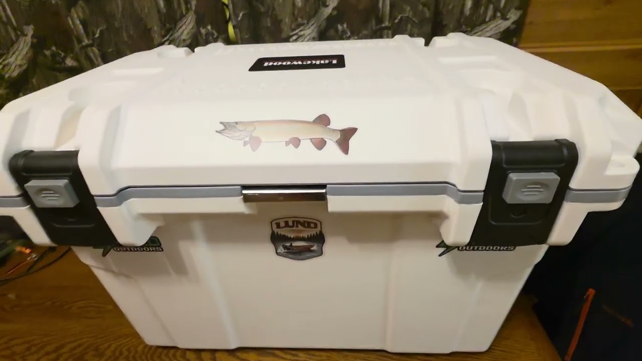 Lakewood Products 70QT cooler.