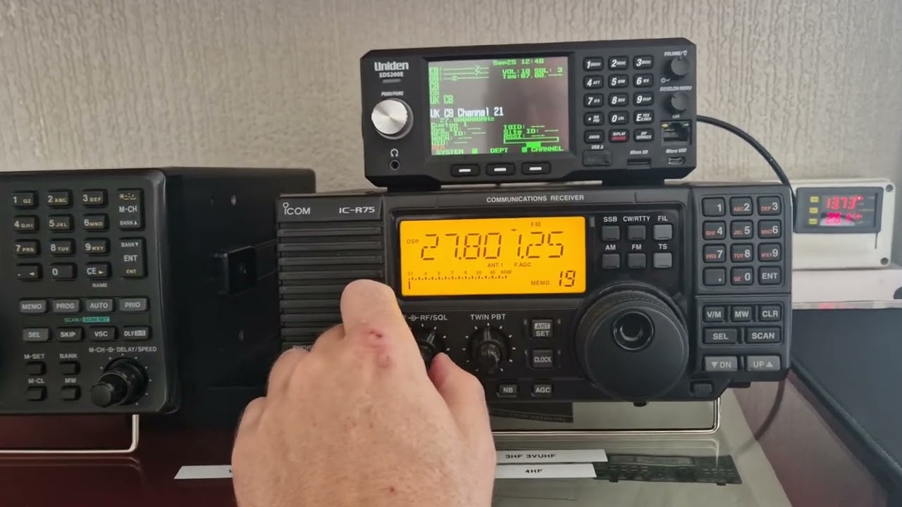 Icom vs Uniden Scanner Radio 