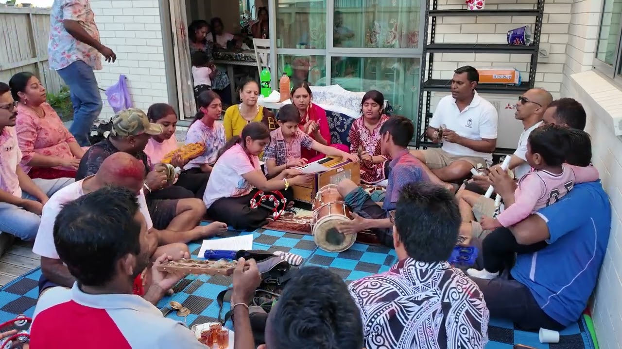 Fiji Faag by Virat Deo | Dholak by Rajveer Deo | Holi Celebration at Ritesh Residence