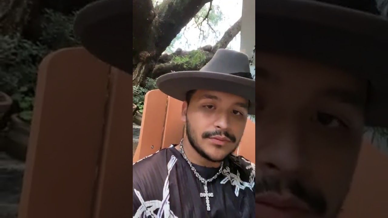 Danna Paola y Christian Nodal live Instagram