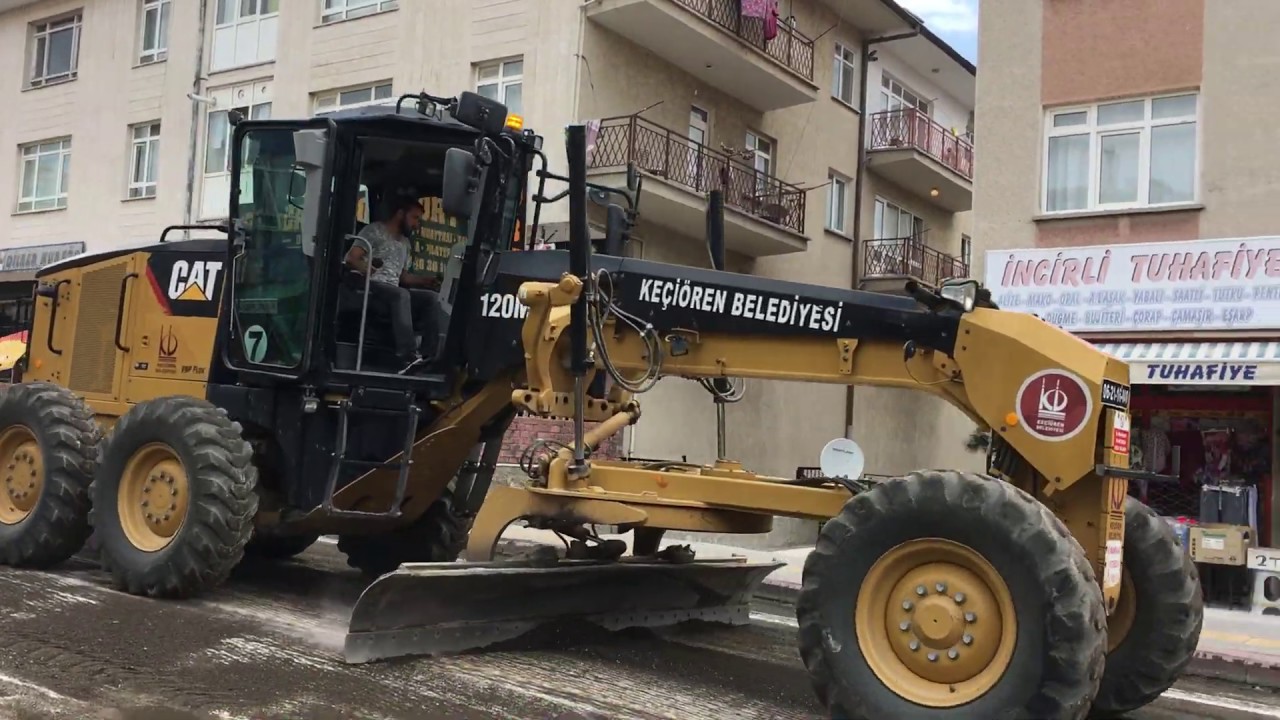 Cat 120 m greyder