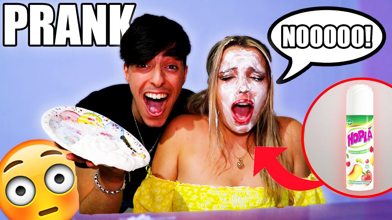 ROVINO IL TRUCCO DELLA MIA RAGAZZA APPENA HA FINITO...-SCHERZO! *SI ARRABBIERA'?*