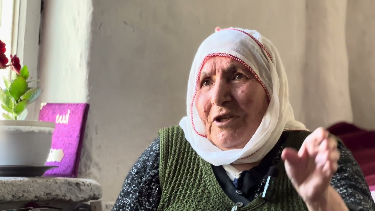 Erken Gelinlik, Zor Bir Hayat... Aniş Demirtaş