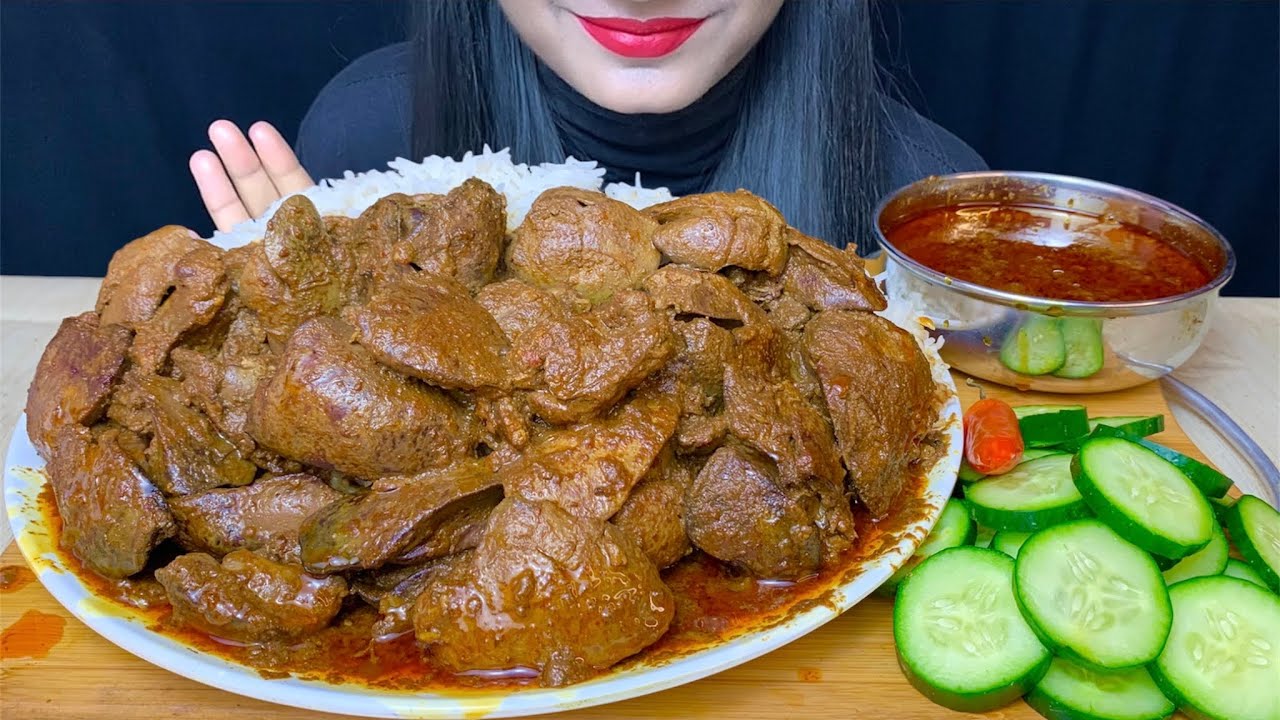 ASMR EATING SPICY CHICKEN LIVER CURRY WITH WHITE RICE+SPICY CHICKEN GRAVY+SALAD || REAL MUKBANG