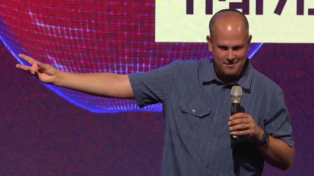 מיכה גודמן | מבט חדש על יחסי אדם-טכנולוגיה | מאין Data