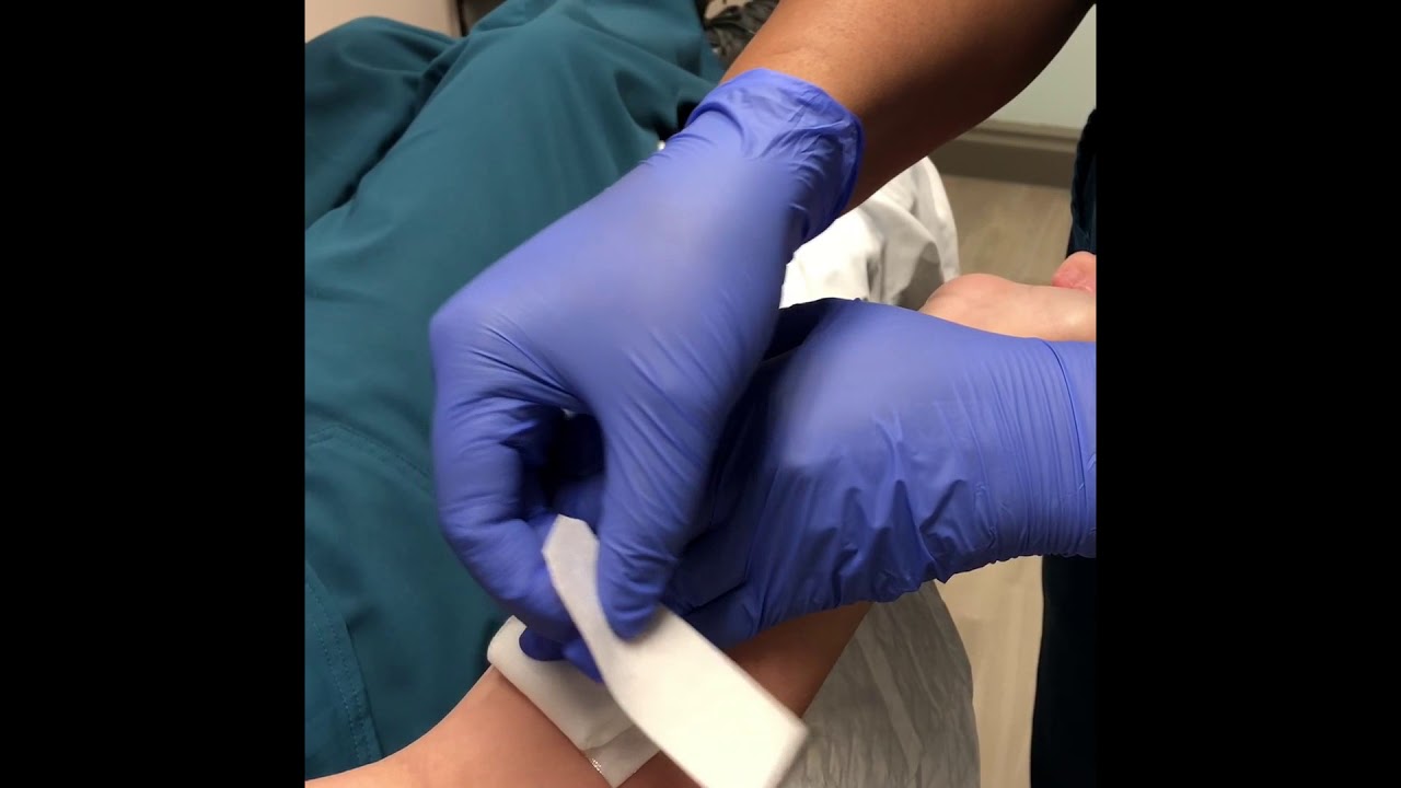 How to make and apply a pressure dressing