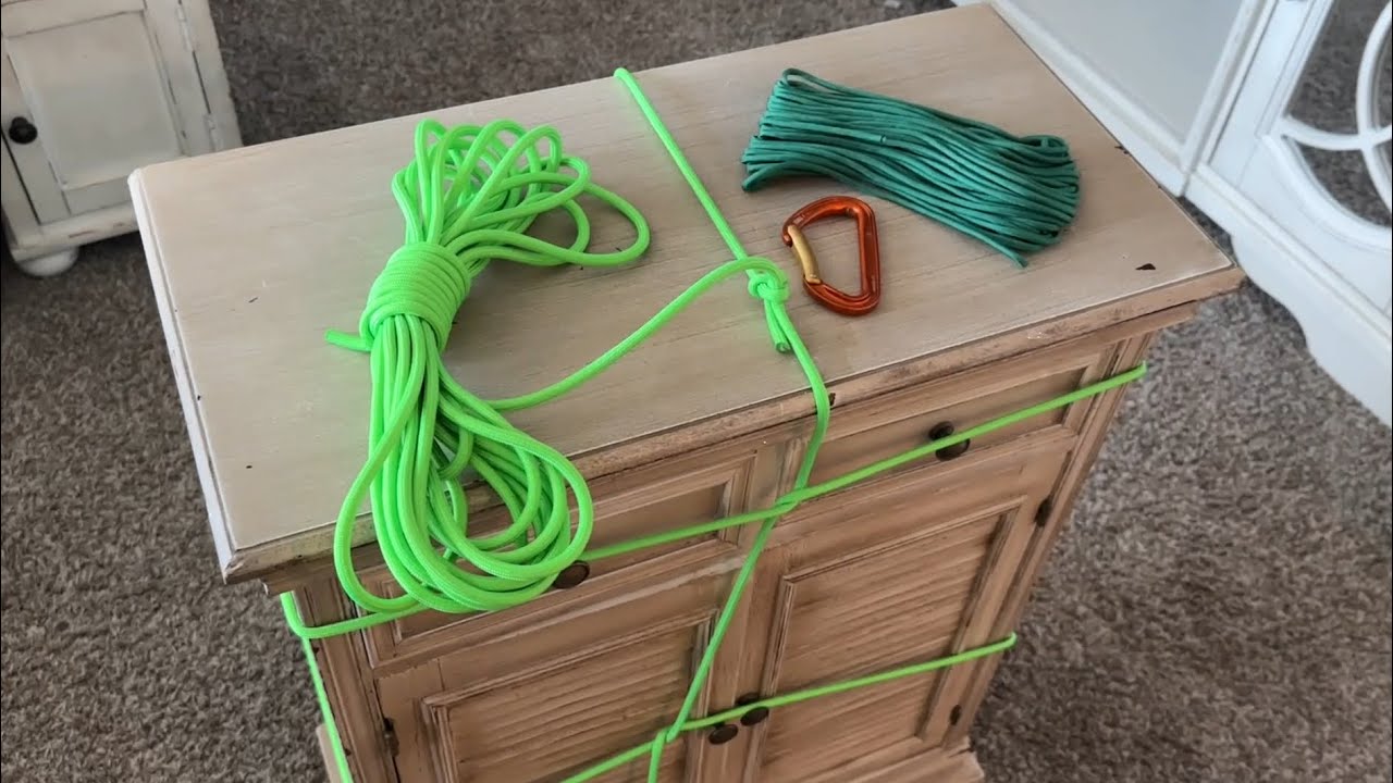 The Trick to Lower Furniture Without Crashing