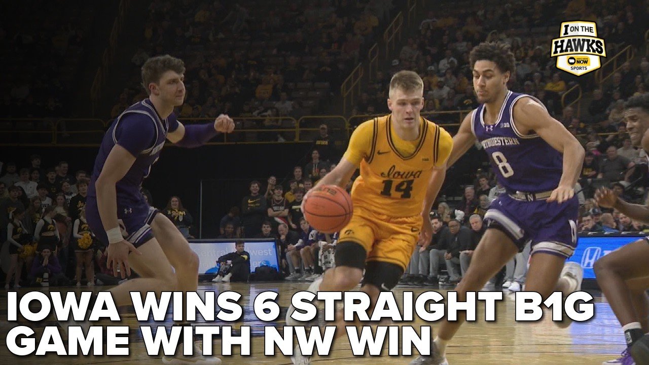 Hawks win 6 straight, led by Stirtz 36 points | Women drop 3 in a row
