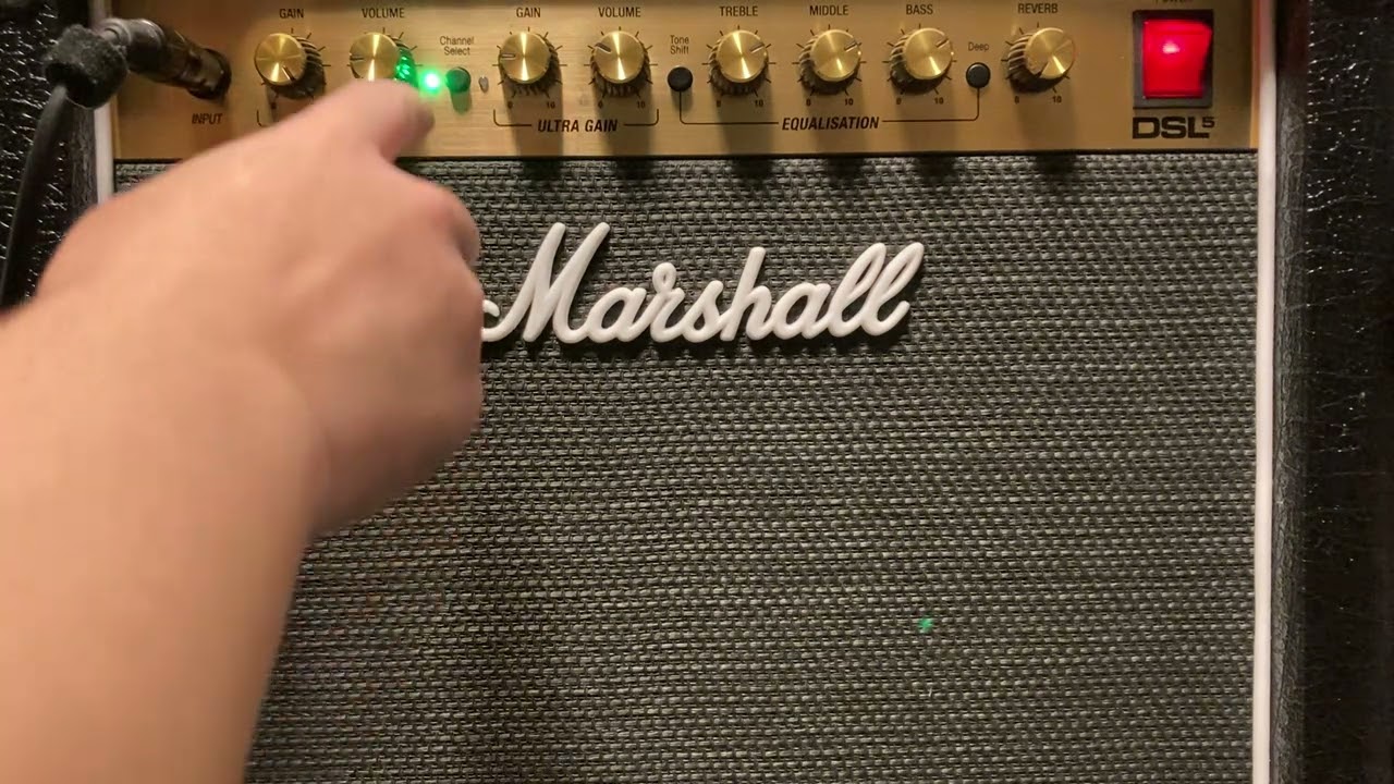 Marshall DSL5CR ①