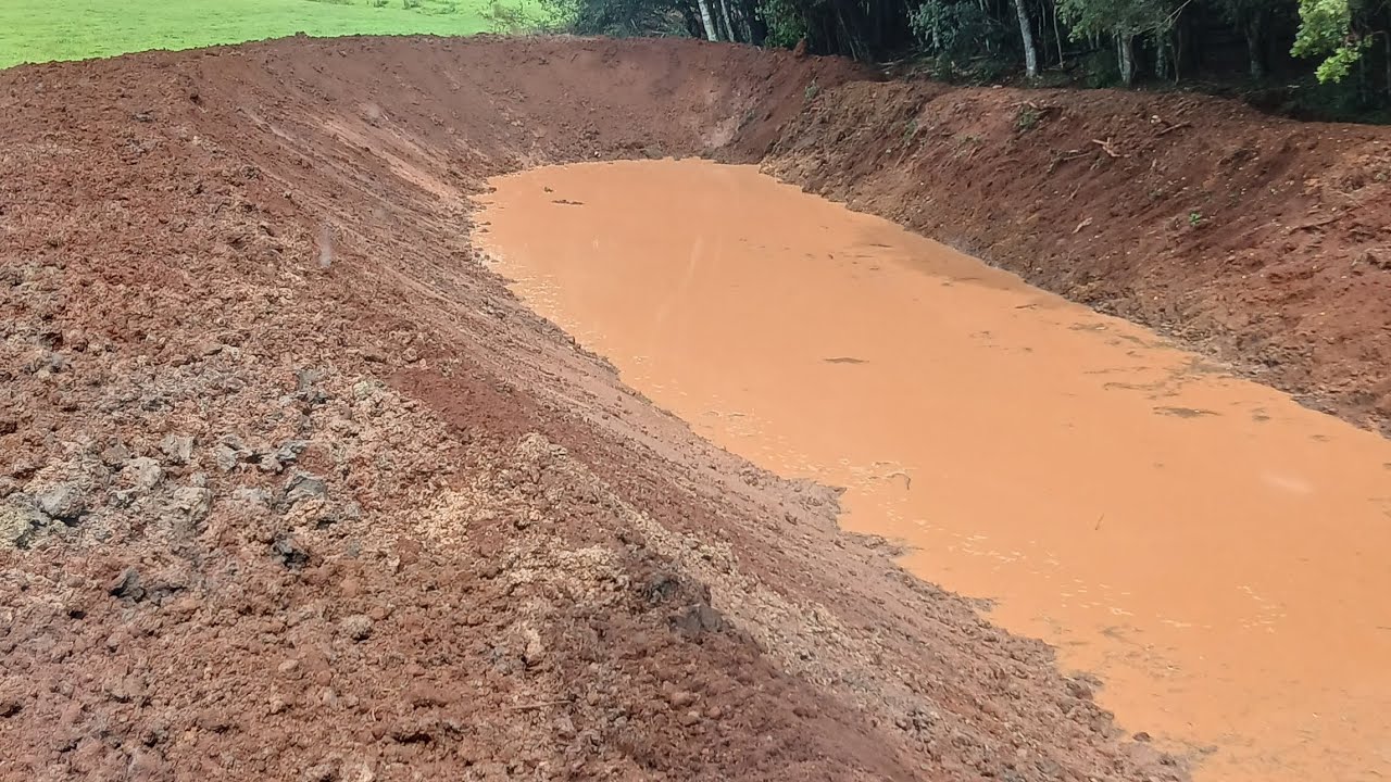 Limpeza de reservatório de água 