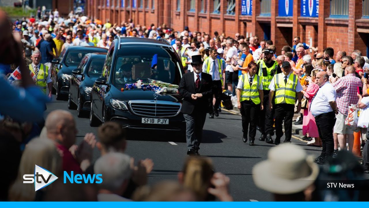Rangers fans bid farewell to Andy Goram as funeral cort&egrave;ge passes Ibrox
