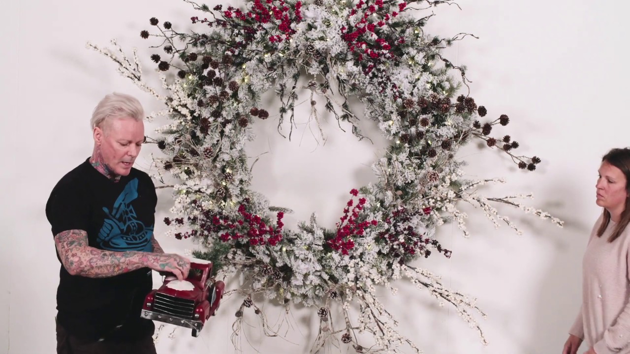 Masterclasses 2019 - Showroom Masterclass: Part 2 - How to decorate a wreath