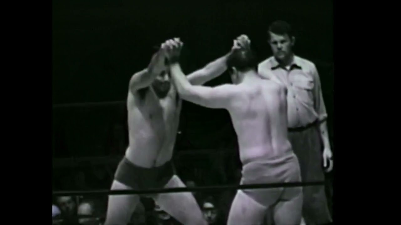 Leo Garibaldi vs. Billy McDaniel | Classic 1950s Los Angeles Wrestling Match