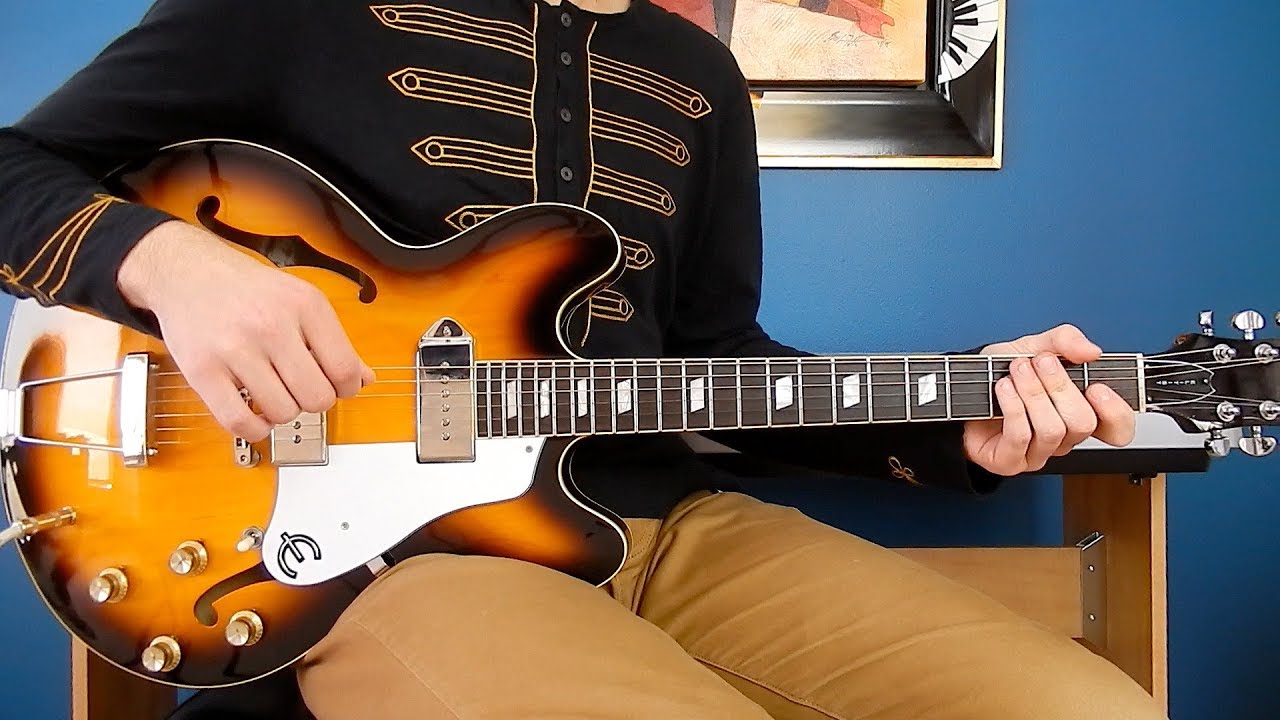 The Beatles - Sgt. Pepper's Lonely Hearts Club Band/With a Little Help from My Friends -Guitar Cover