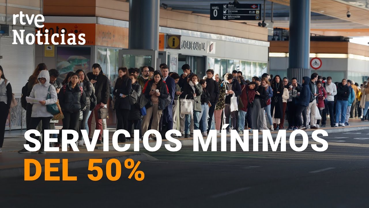 HUELGA TRANSPORTE: Grandes COLAS, largas ESPERAS y AUTOBUSES a REBOSAR en la PRIMERA JORNADA | RTVE
