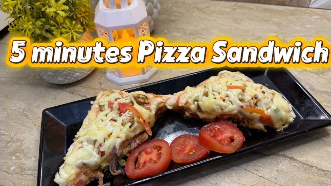 Pizza sandwich Recipe Without Oven| Street Style Pizza Sandwich #viralsandwich#recipe#kitchen kahani