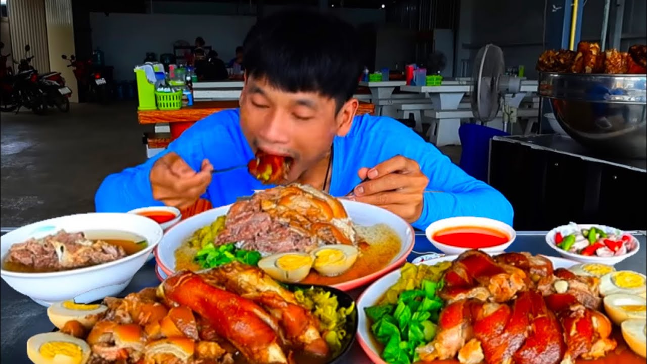 ข้าวขาหมูน้ำจิ้มรสเด็ดแซ่บคักอีหลีครับพี่น้องMUKBANG EATING SHOW/โก้อีสานพาแดก