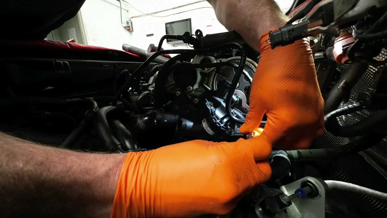 Audi Q2 1.4 water pump replacement.