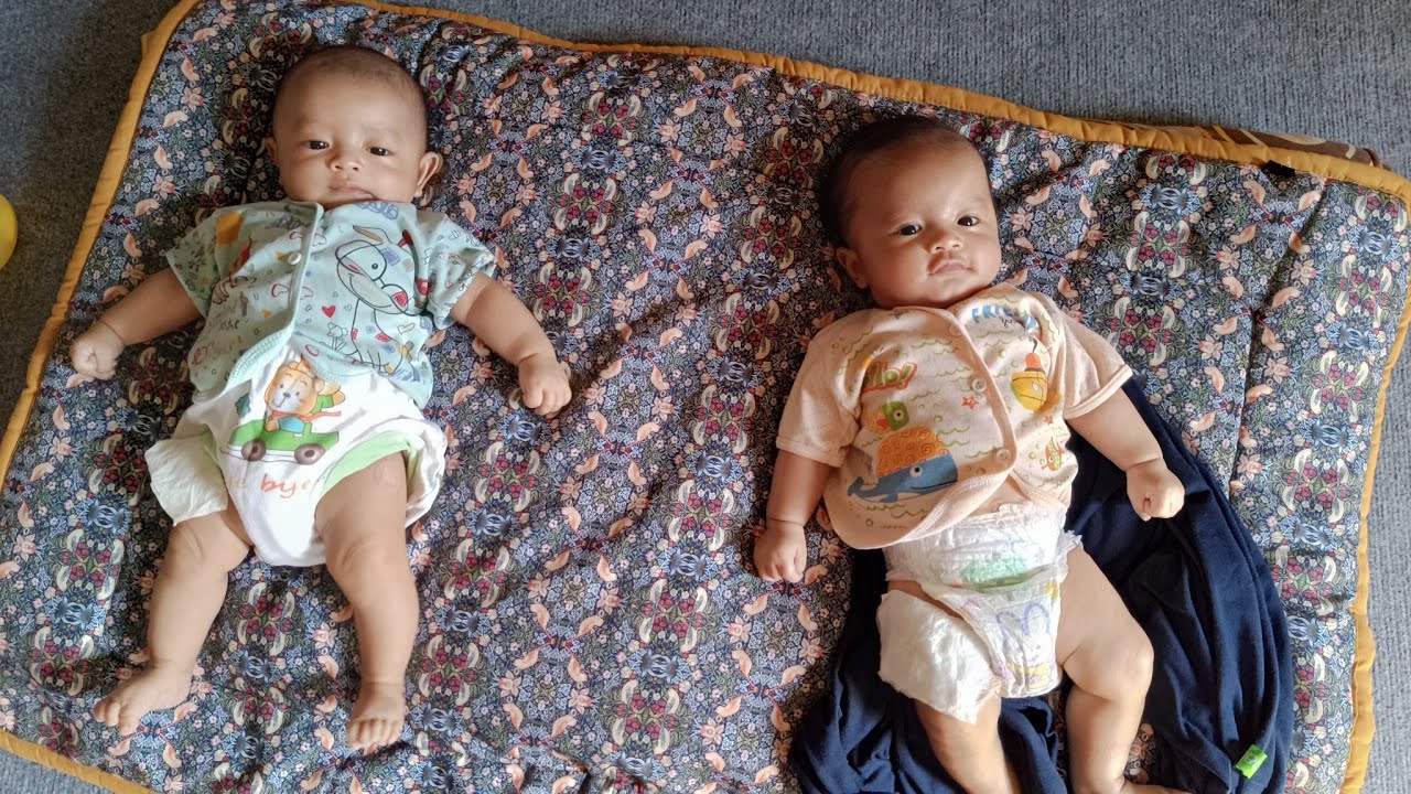 HIFNU HIFNY SUDAH SELESAI IMUNISASI