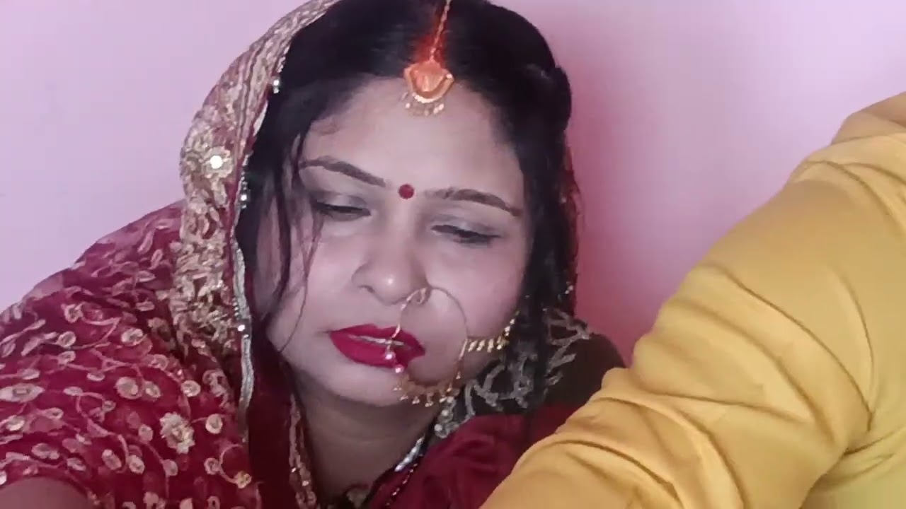 मम्मी पापा ने किया रुद्राभिषेक महाशिवरात्रि के उपलक्ष में हर हर महादेव 🙏