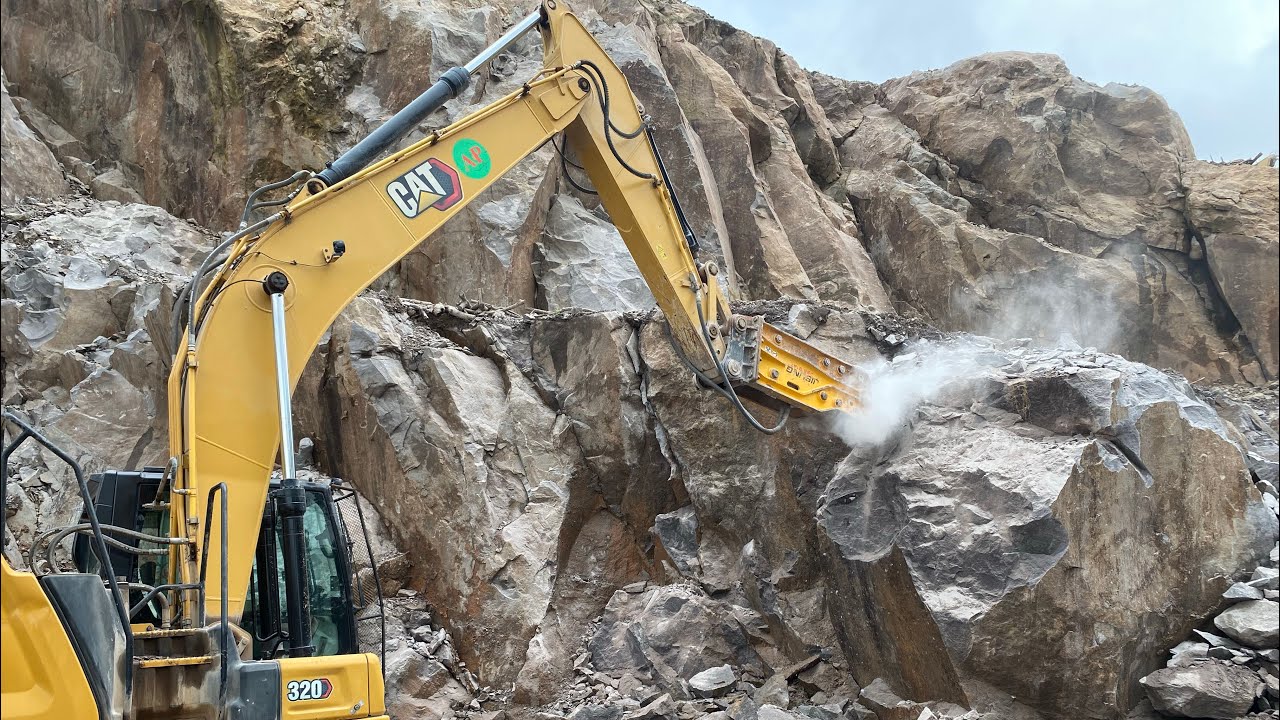 EXCAVATOR MENGGUNAKAN HYDRAULIC HAMMER JACK BREAKER (NO VOKAL)