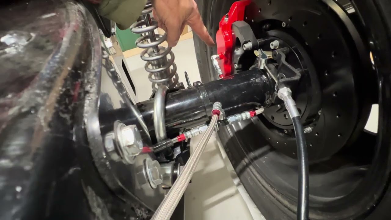 Chevy C10 (‘70) Finishing Lines brake lines and E-STOPP parking brake system