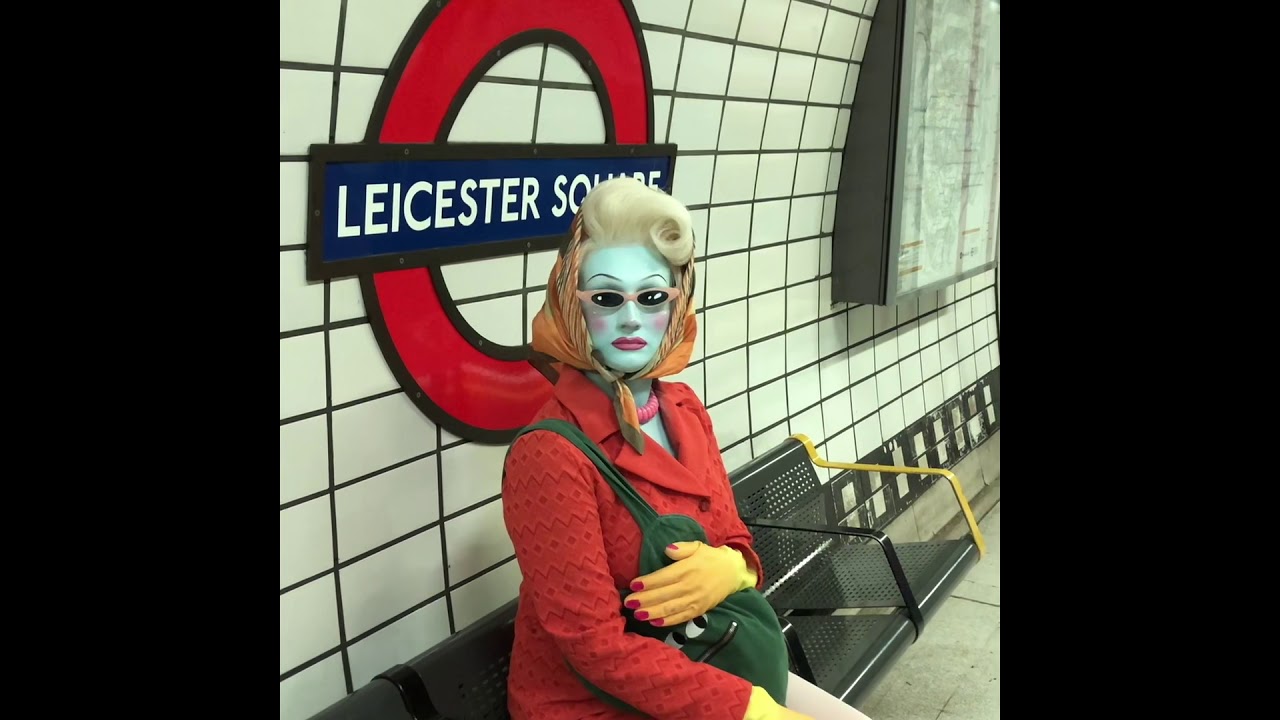 Day out in London - Juno Birch