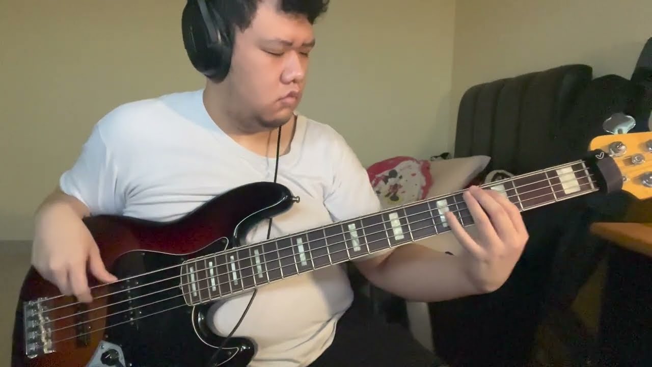 PINKY HOOK ピンキーフック - Momo Asakura 麻倉もも (Bass Cover)