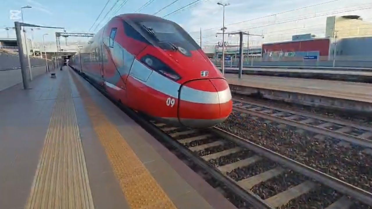 Traffico ferroviario a RHO FIERA MILANO! Stazioni speciali 5/10.