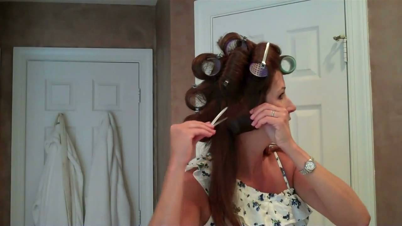 Using Velcro Rollers to get Volume in your hair