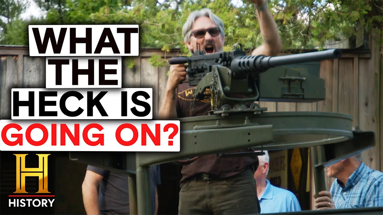 Buying Bonanza! WWII Duck Pick | American Pickers (S27) | History