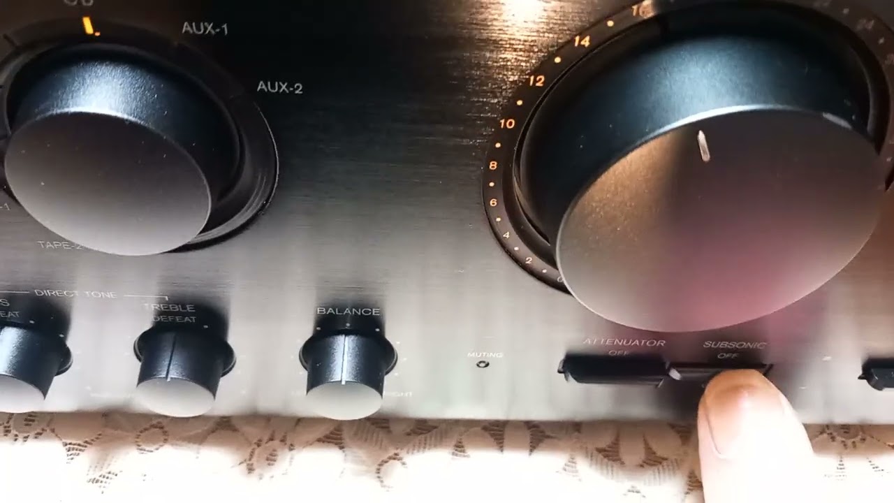 Onkyo integra A 8850 test