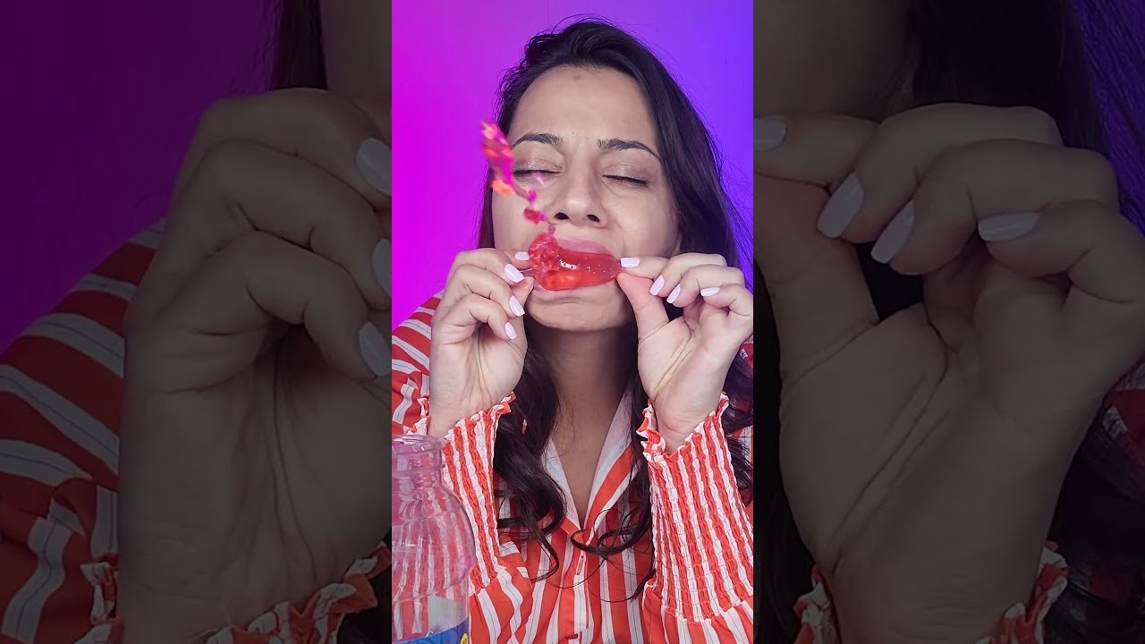 How To Eat Popping Jellies Properly