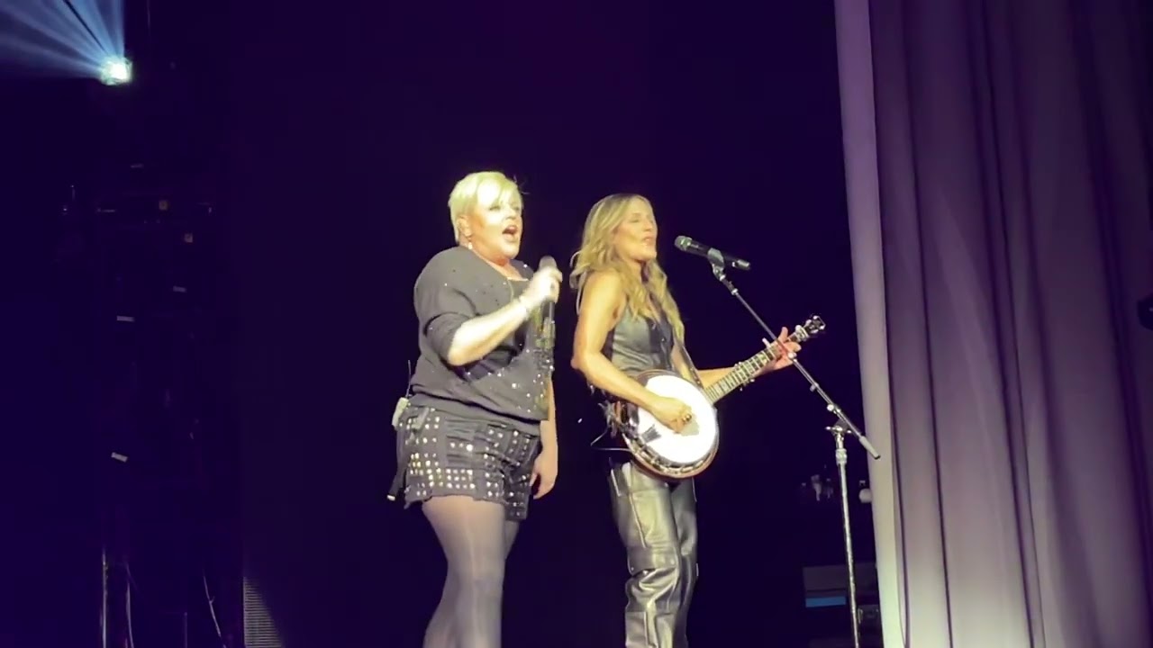 The Chicks - Ready To Run (Live In Las Vegas)