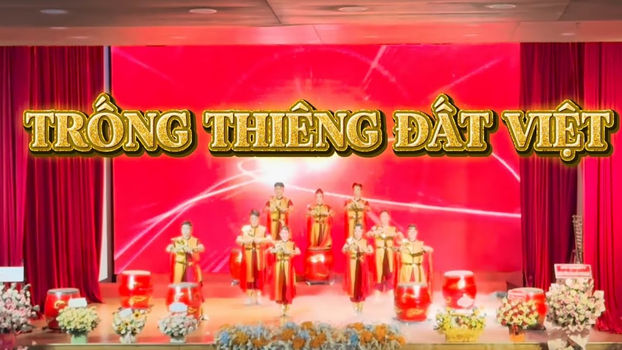 Múa TRỐNG THIÊNG ĐẤT VIỆT || SỰ KIỆN RA MẮT ỨNG DỤNG META CORE VIỆT NAM || VŨ ĐOÀN VÂN NAM