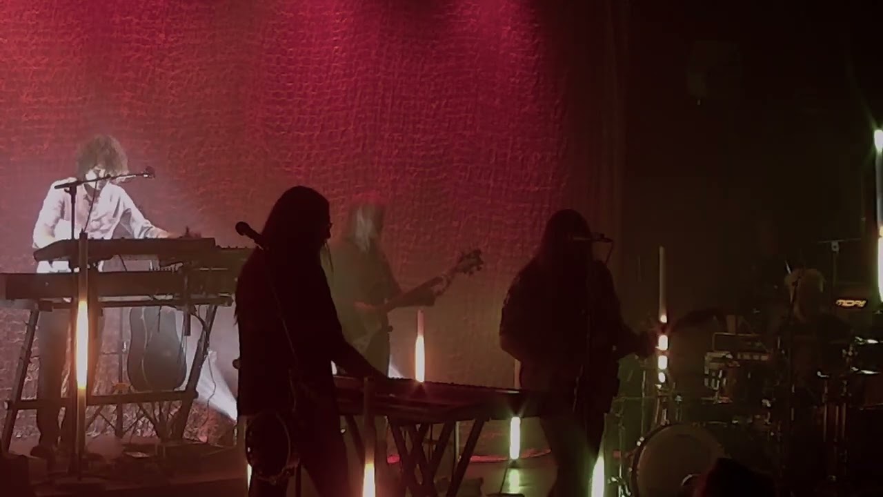 Big Big Train perform The Last English King at The Boerderij in 2024