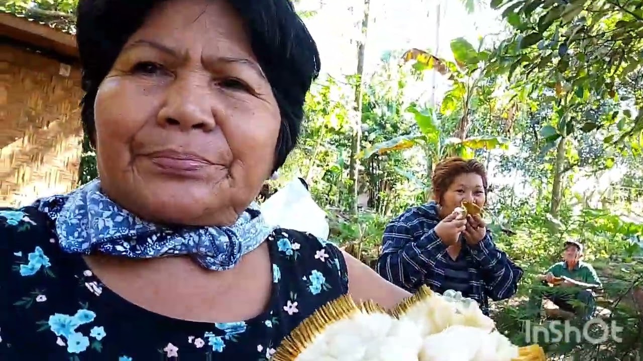 NAG MANÑIANITA SILA NAKO  NAG DALA SI LELE UG DAGHAN NGA PAN