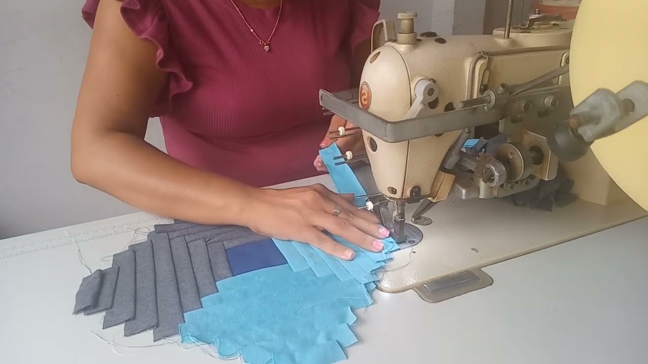 ESSE TAPETE É TÃO FÁCIL DE FAZER E DA PRA USAR TIRAS PEQUENAS