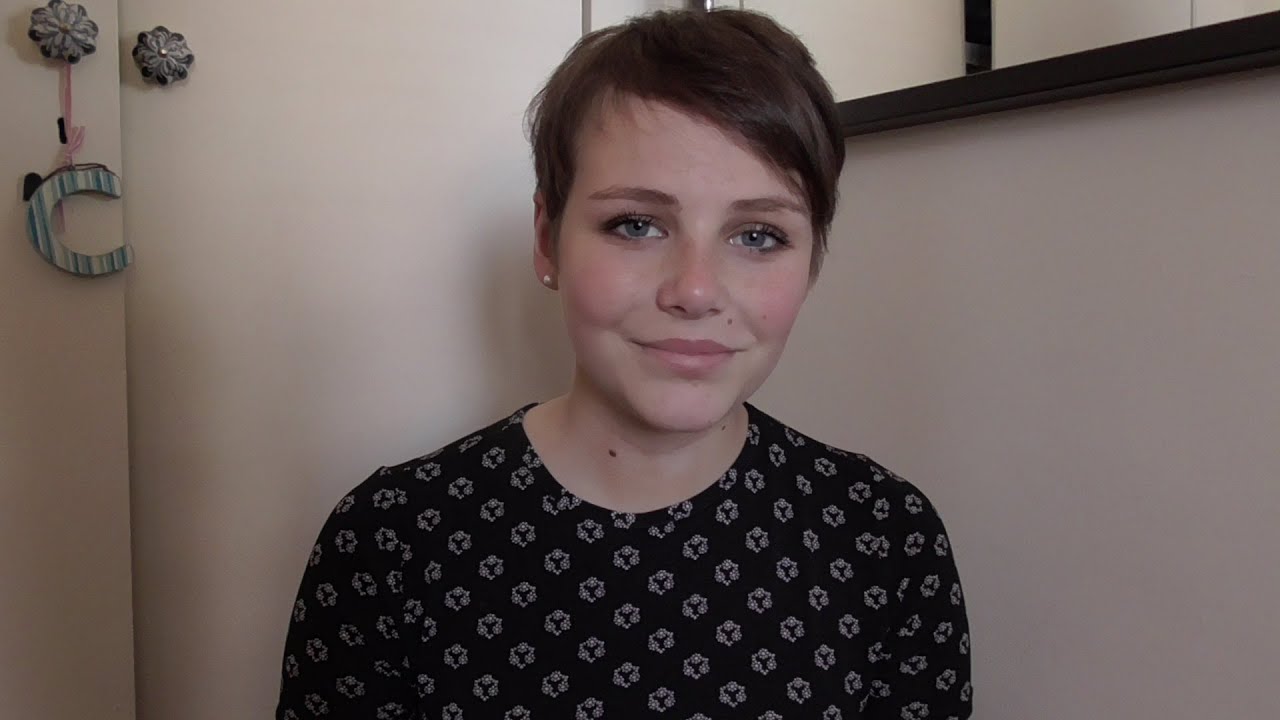 Cancer and battle scars | No. 2 | Charlotte Eades