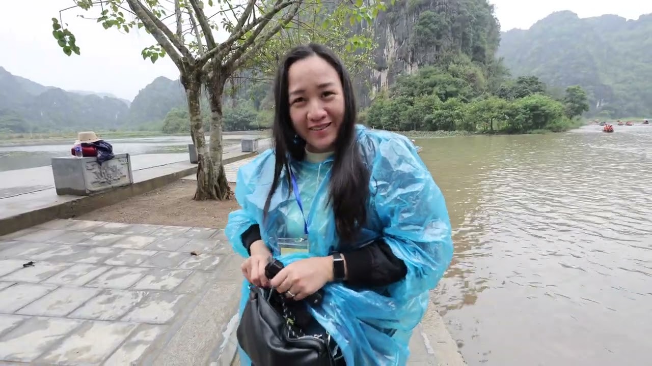 Honeymoon - Day 12 - Ninh Binh Tam Coc - Bich Dong (Terrible Experience) Vietnam Railway Hanoi Train