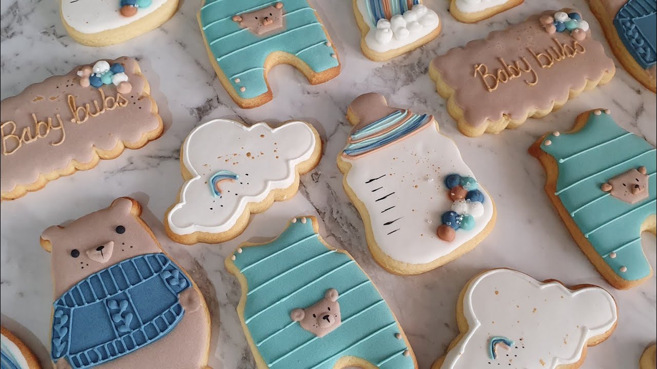 Boy babyshower royal icing cookies / rainbow/ babysuit/ teddy