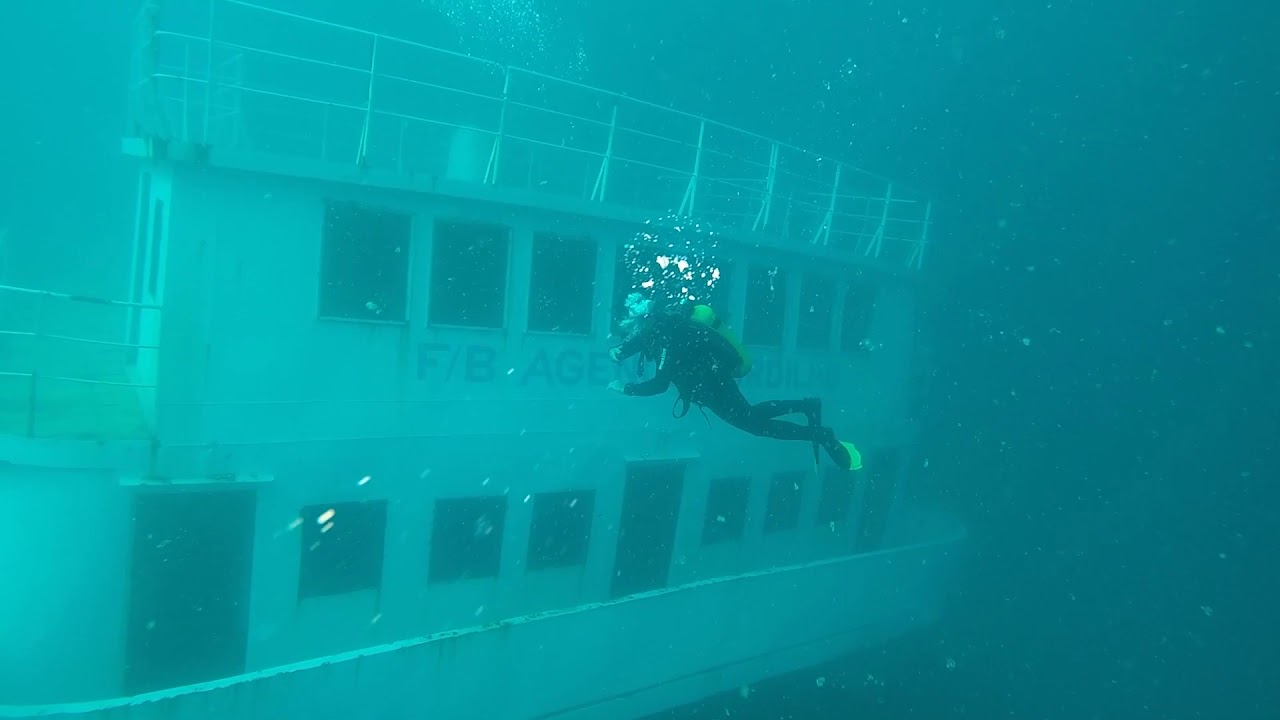 Primeiro mergulho no Ferry Boat Agenor Gordilho.   Shark dive Operadora - Salvador 22/11/2020
