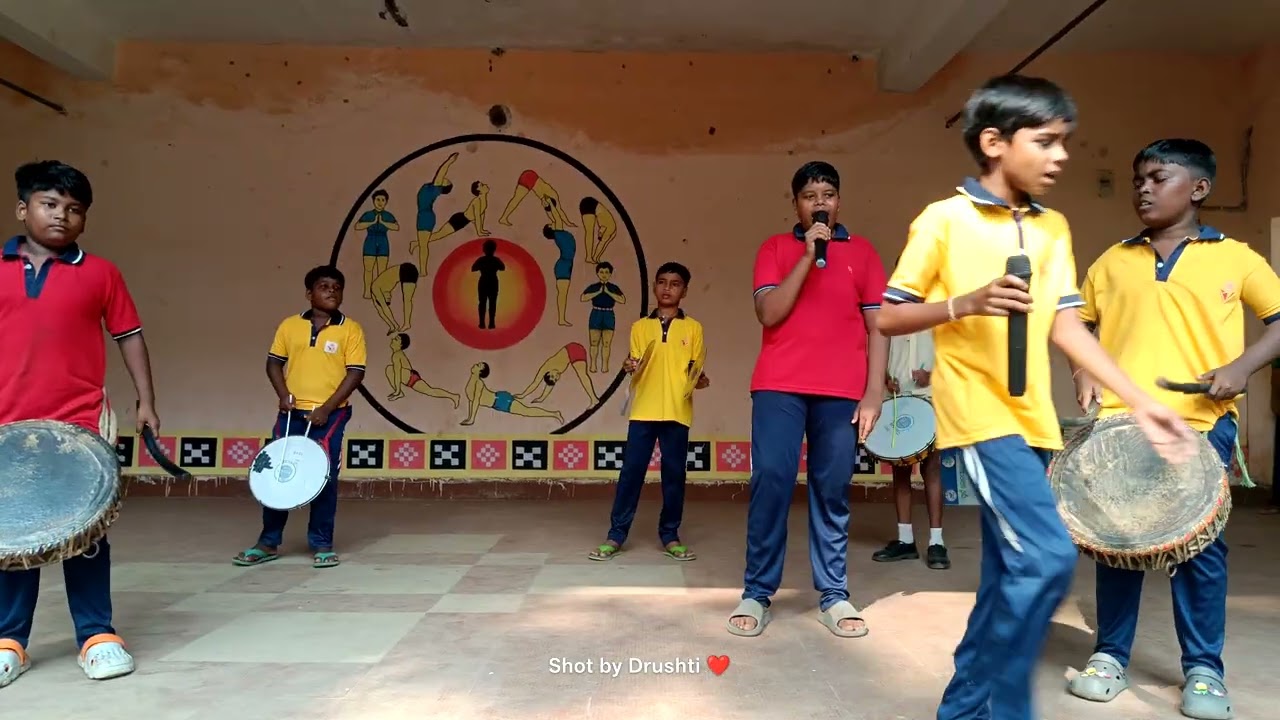 Harihar Nodal High school, Jogisarda, Bolangir #hiddentalent #students #dance #kirtan #school 😍