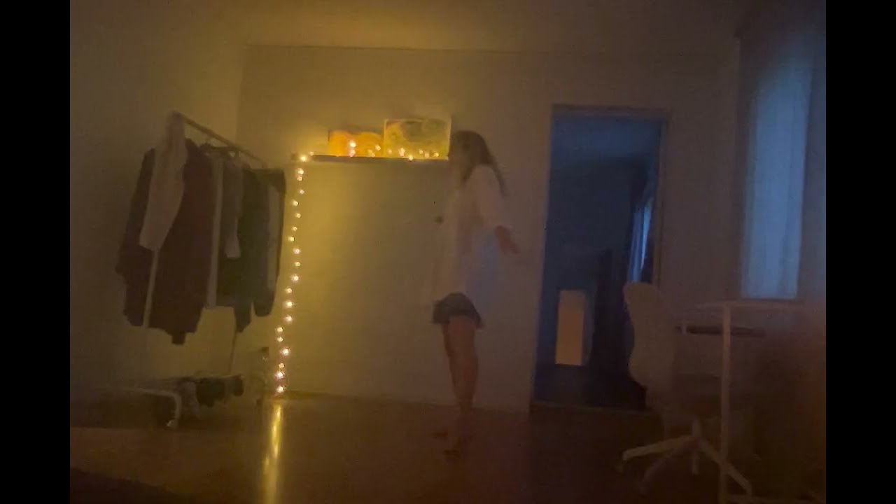Intuitive dance to Dreams by Aurora